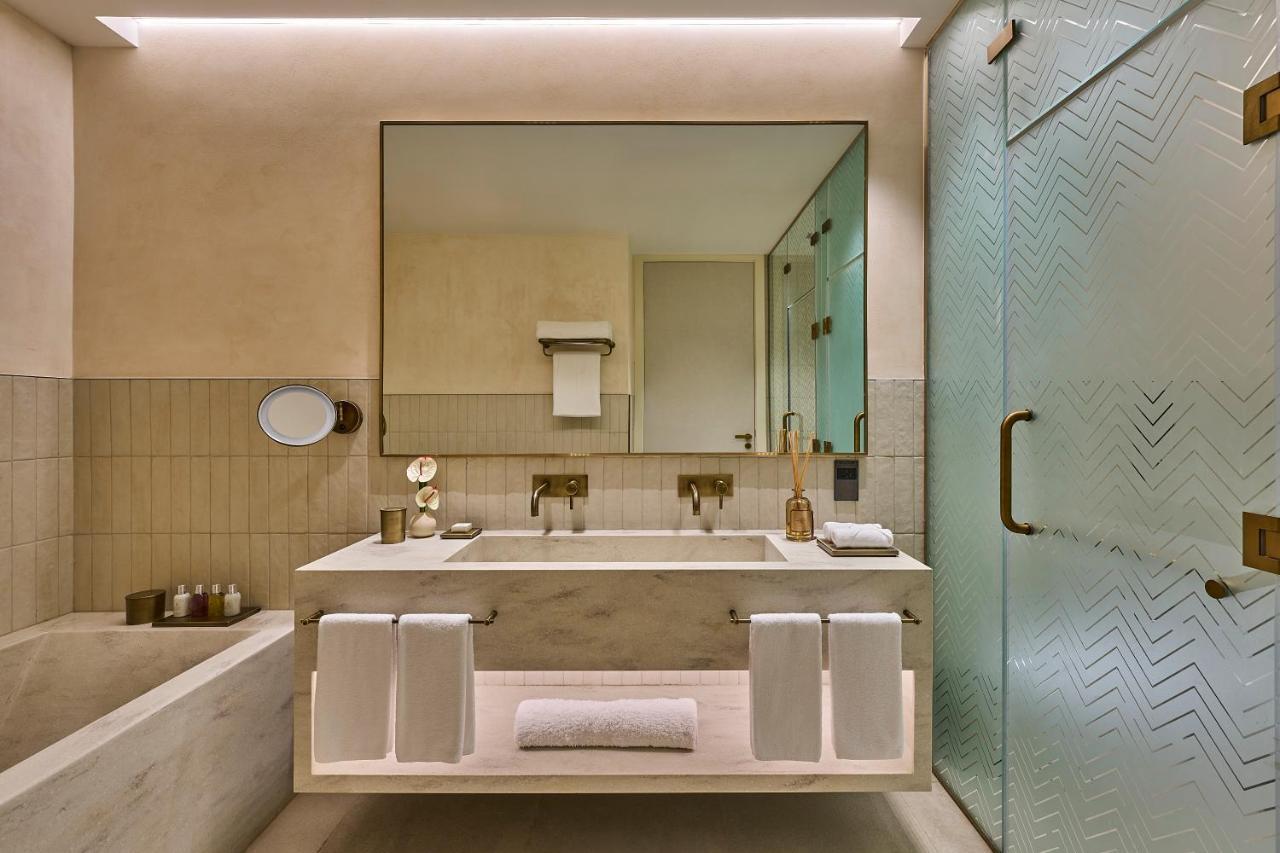 सहारा Erth Abu Dhabi Hotel Abu Dhabi
