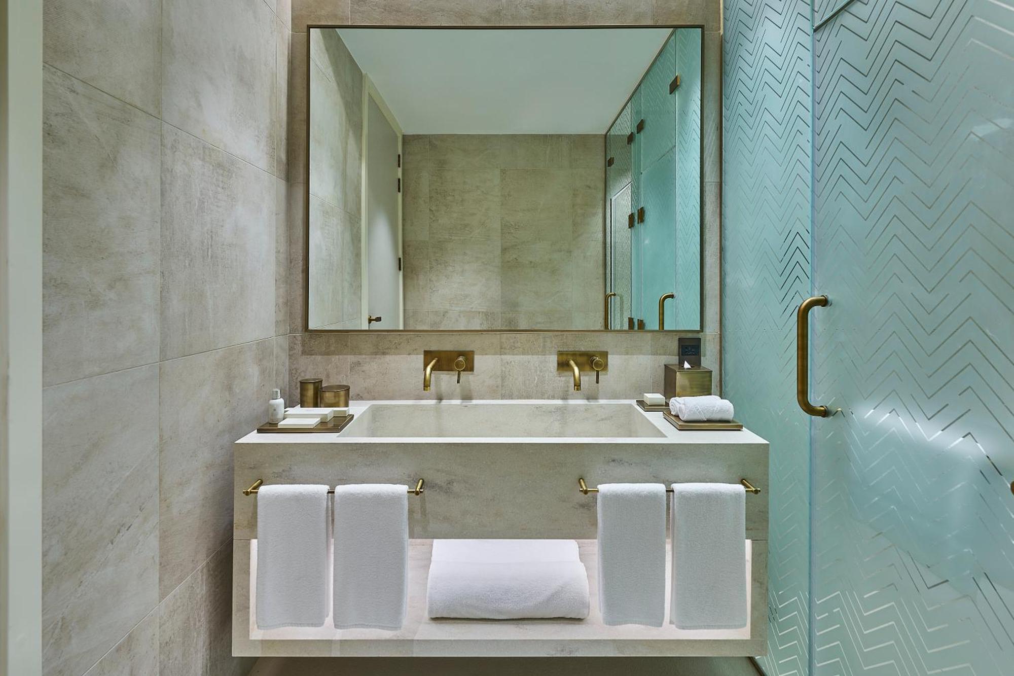 Erth Abu Dhabi Hotel 5*
